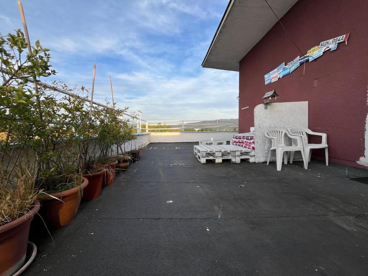 Rooftop Apartment With City Park View Piest'any Exterior photo